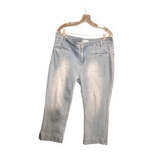 Luvmia Women's Plus Light Wash Cotton Blend‎ Stretch Capri Jeans Size 2XL VGC